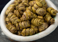 <b>4年紫皮石斛干多少钱？</b>