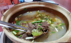 <b>红烧羊肉石斛汤</b>