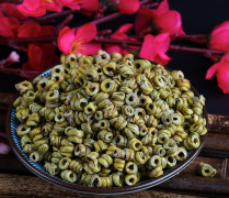 <b>铁皮石斛，有效解决脱发问题</b>