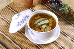 适合在家里做的八种石斛煲汤方法及功效
