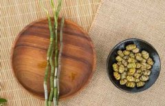 铁皮石斛鲜吃比较好，为什么还要做成枫斗？