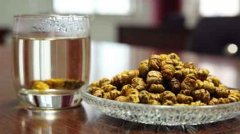 石斛泡水喝的功效,哪些人不适合食用?