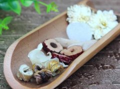 石斛菊花汤的做法及功效