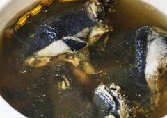 田七石斛炖乌鸡的做法及功效