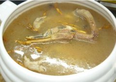 虫草石斛炖水鸭汤的做法及功效