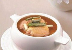 新鲜铁皮石斛煲鸡汤的做法