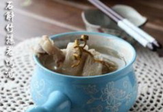 石斛竹荪老鸭煲的做法