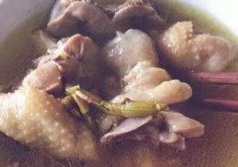 螺蛳石斛鸡汤的做法