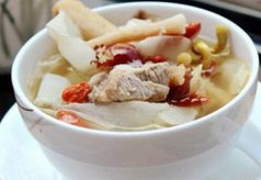 猪骨沙参石斛汤的做法及功效