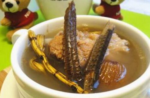 铁皮石斛榴莲壳瘦肉汤的做法