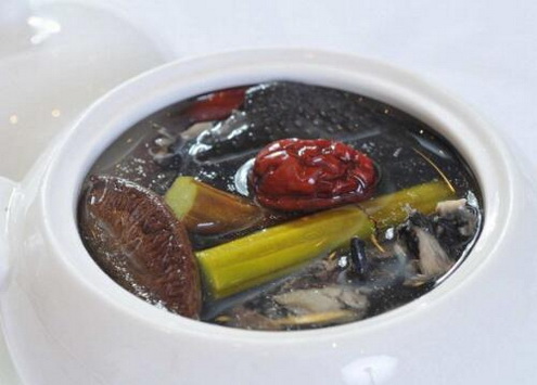 石斛百合炖瘦肉汤的做法和功效