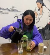 石斛粉冲泡没有粘稠是不是假的呀（石斛粉冲泡的正确方法，揭秘无粘稠现象背